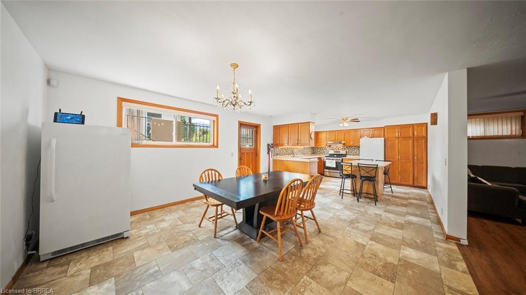 90 North Park Street Property Photo 29