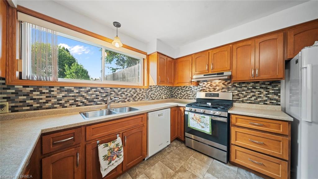 90 North Park Street Property Photo 32