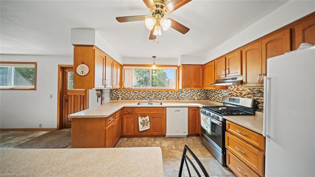 90 North Park Street Property Photo 34