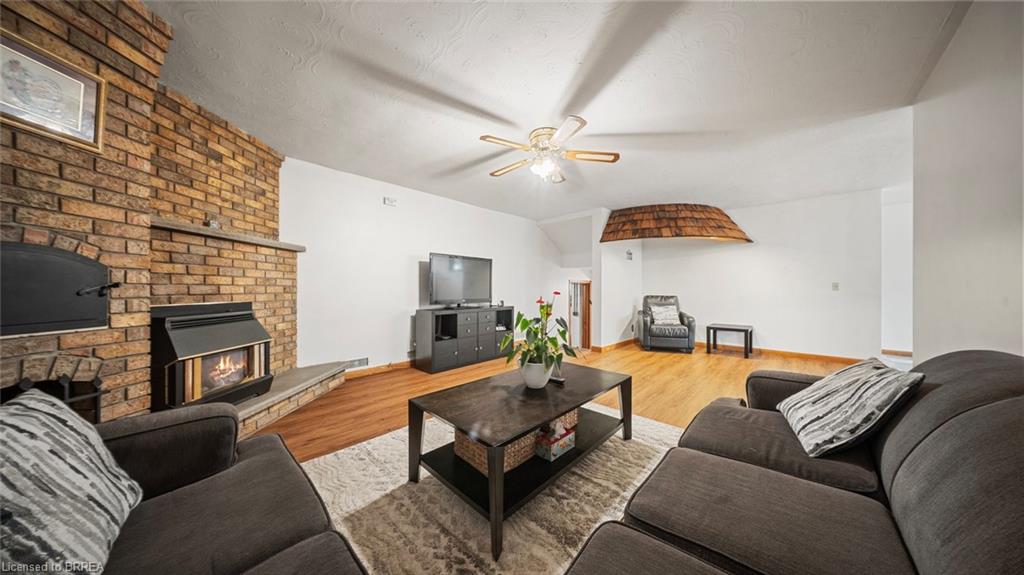 90 North Park Street Property Photo 36