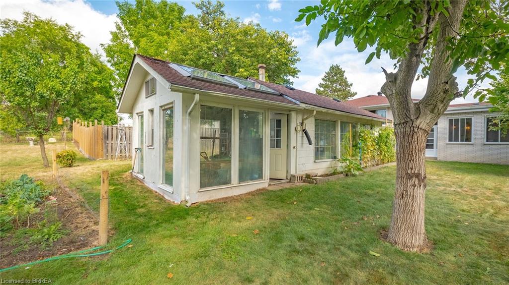 90 North Park Street Property Photo 42