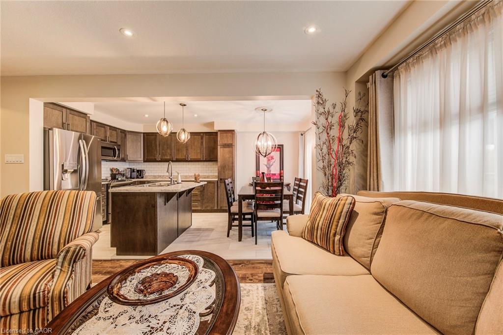 7 Stratus Street Property Photo 13