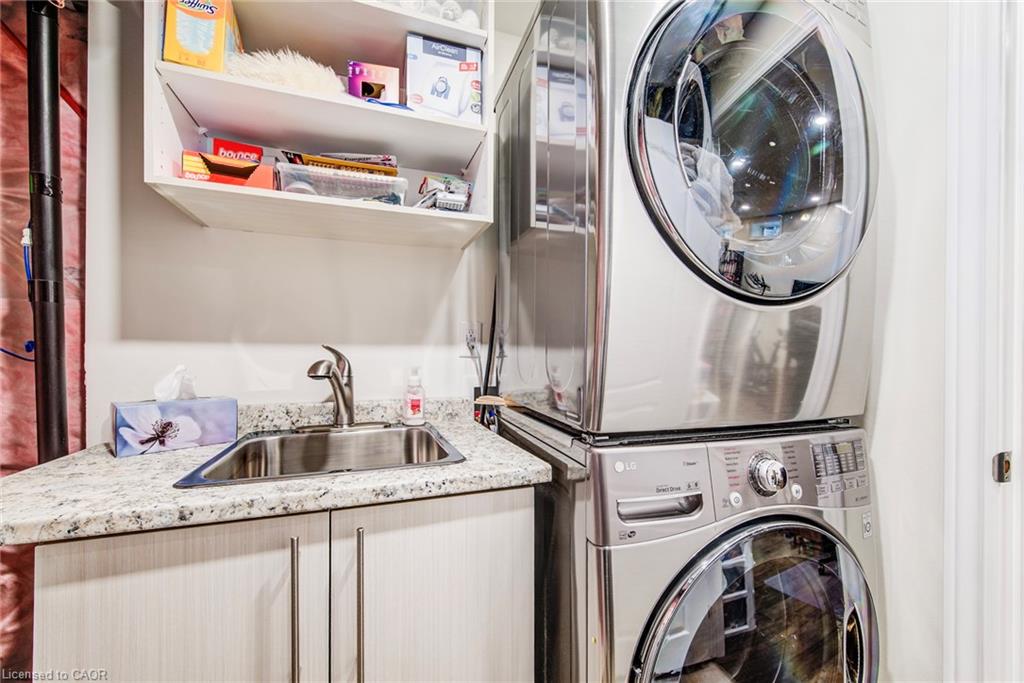 7 Stratus Street Property Photo 37