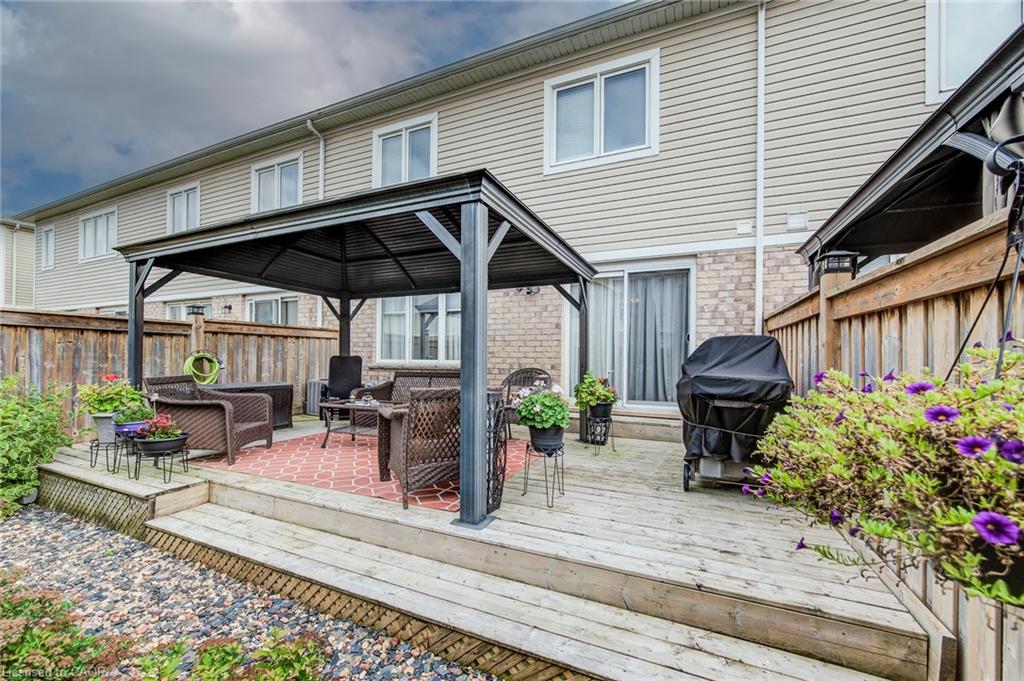 7 Stratus Street Property Photo 45