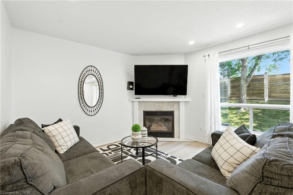 4-2252 Walkers Line Property Photo 15