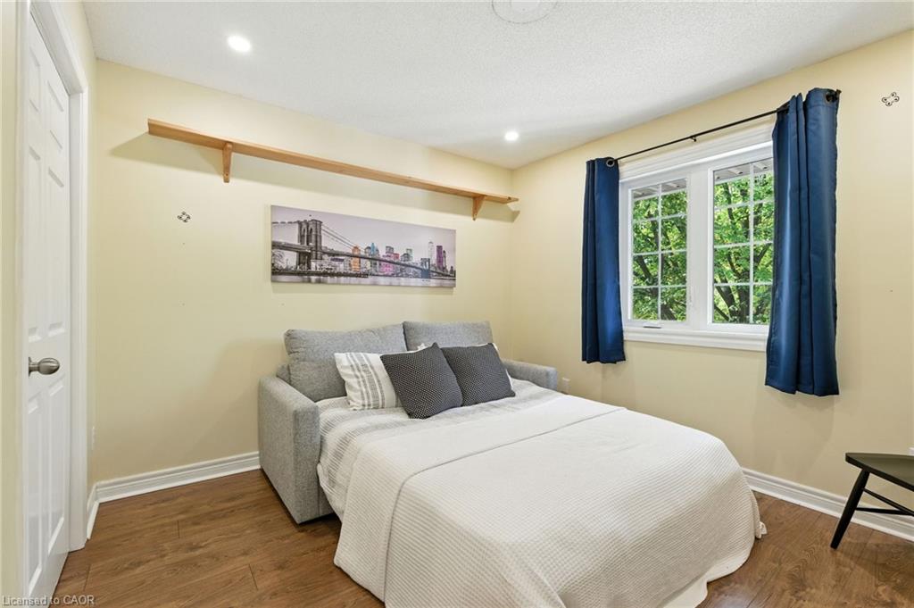 4-2252 Walkers Line Property Photo 26