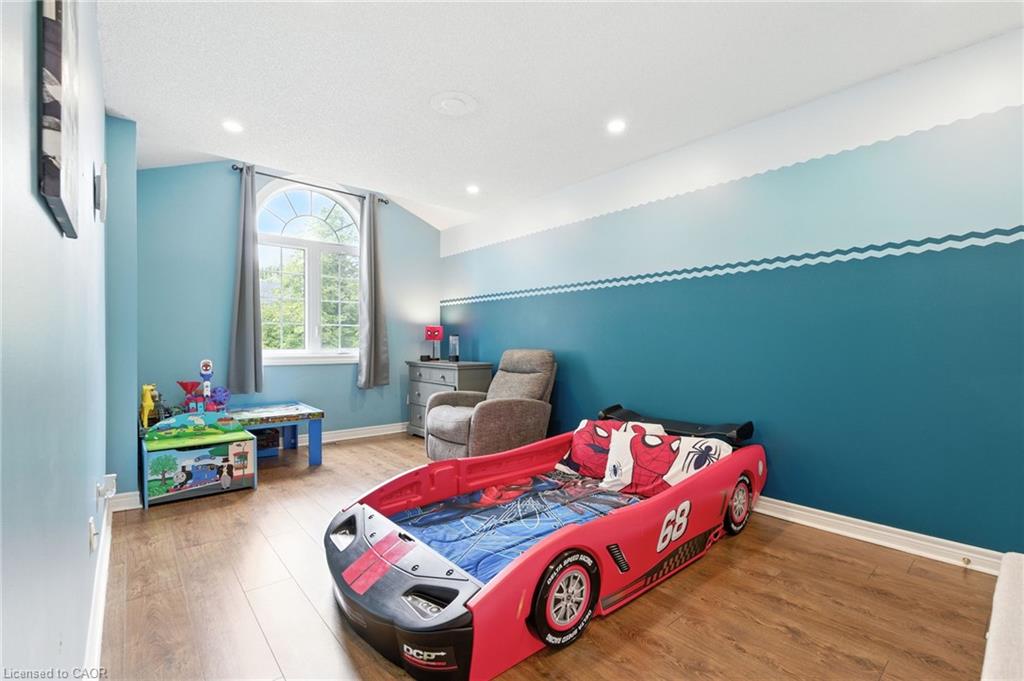 4-2252 Walkers Line Property Photo 28