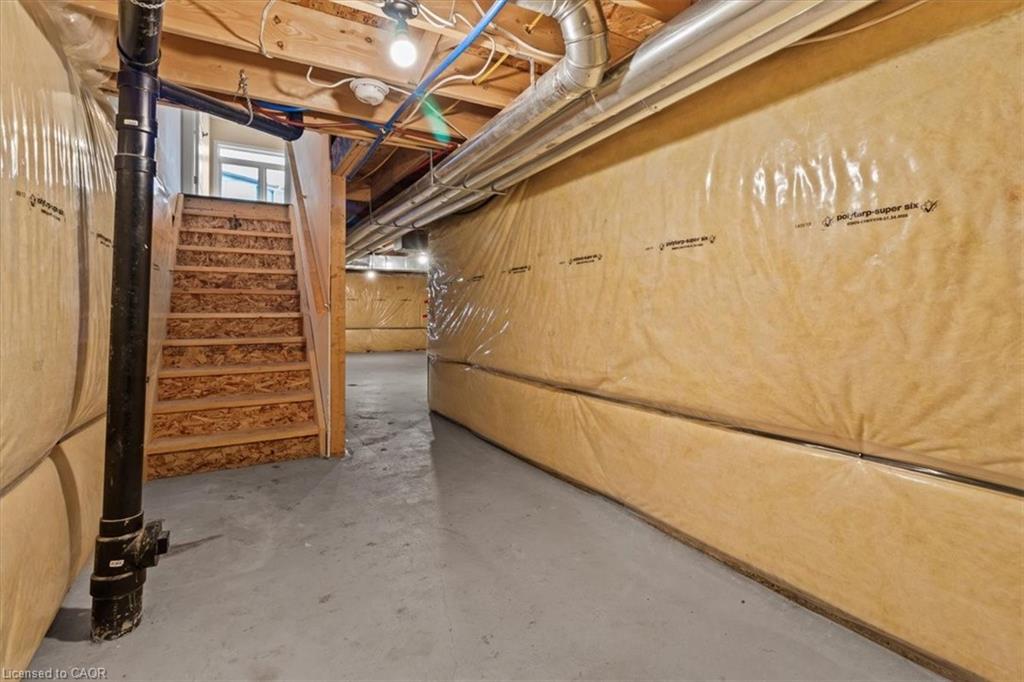 63-80 Willow Street Property Photo 28