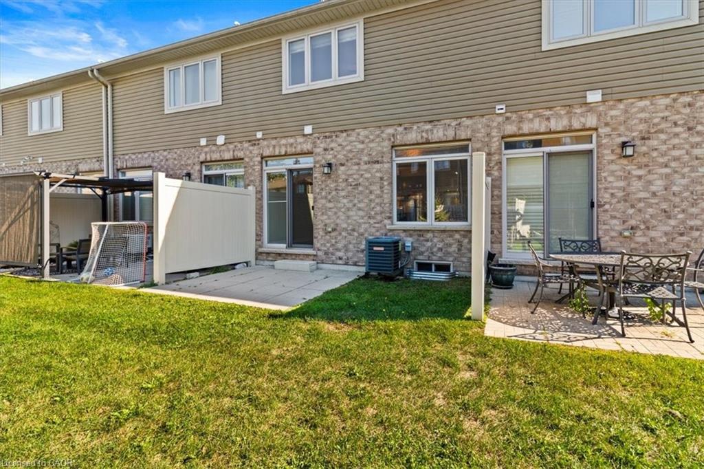 63-80 Willow Street Property Photo 31