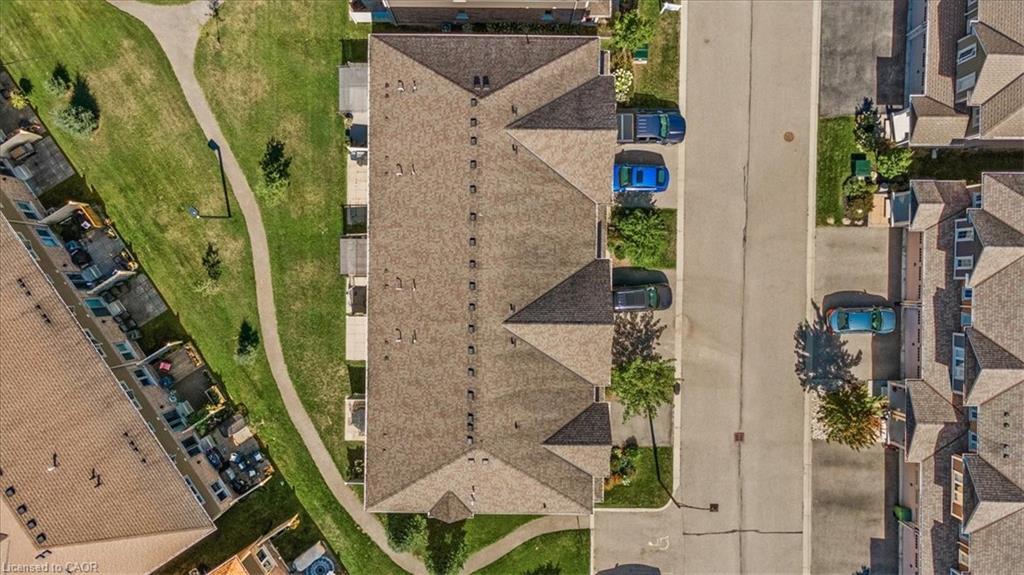 63-80 Willow Street Property Photo 33