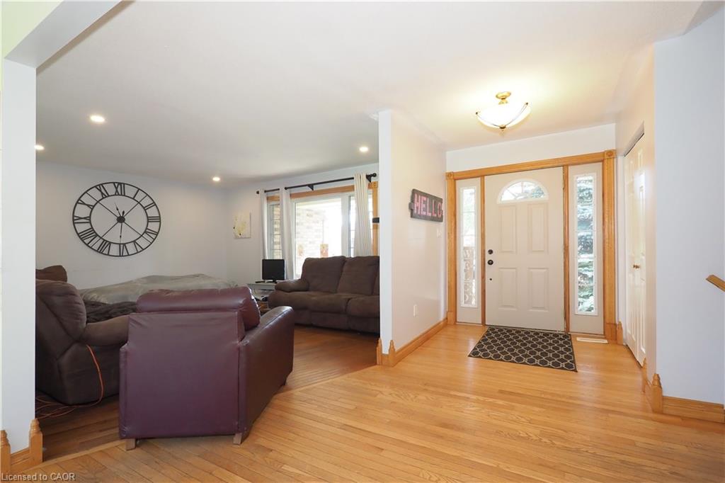 1088 Isabella Street Property Photo 9