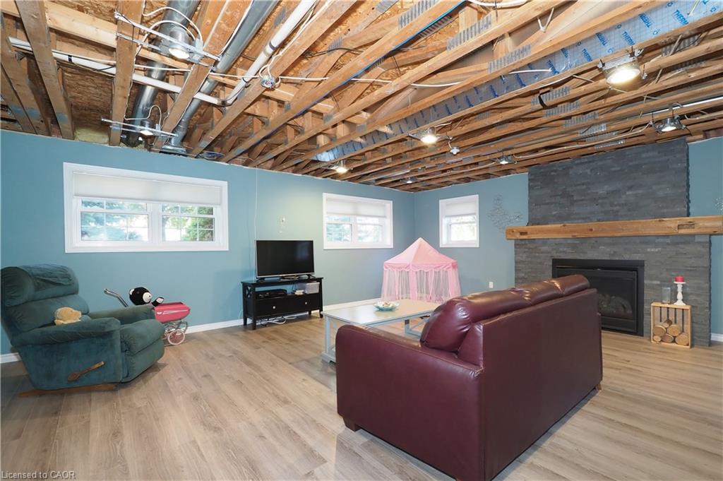 1088 Isabella Street Property Photo 33