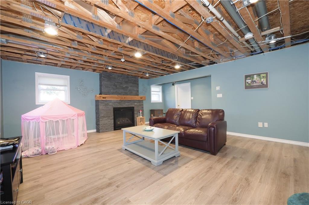 1088 Isabella Street Property Photo 34