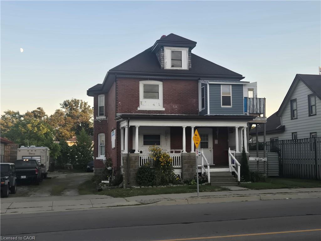 13 Talbot Street E Property Photo 1