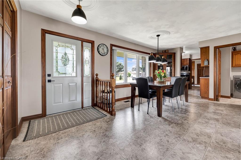 1 Shantz Place Property Photo 7