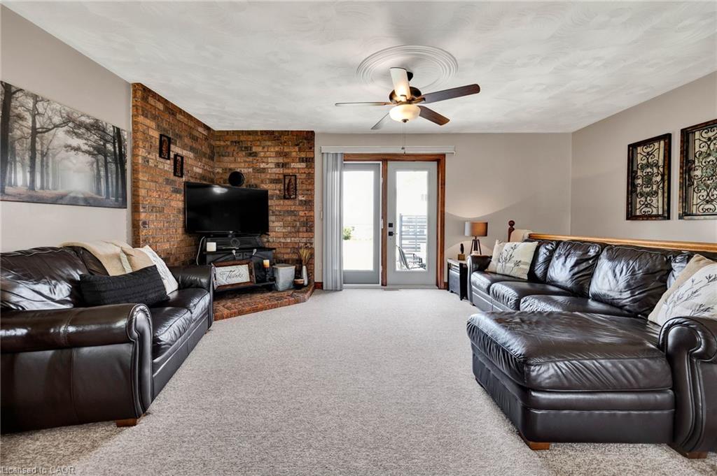 1 Shantz Place Property Photo 10