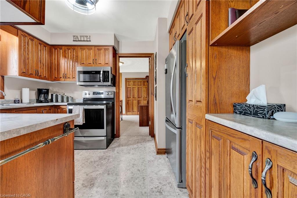 1 Shantz Place Property Photo 12