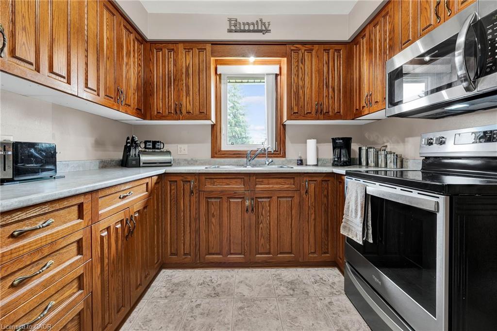 1 Shantz Place Property Photo 14