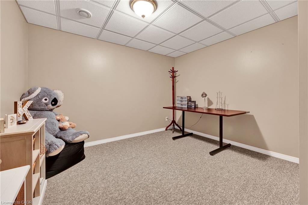 1 Shantz Place Property Photo 30