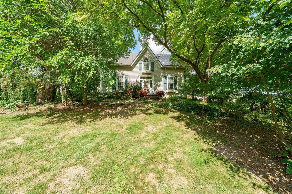 655 Townline Road W Property Photo 2