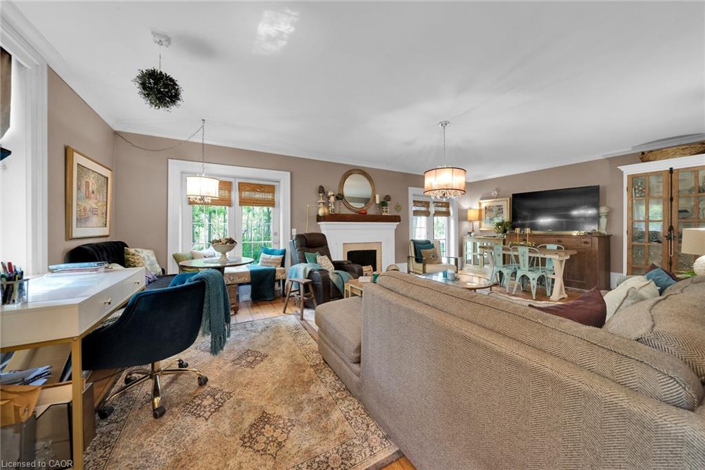 655 Townline Road W Property Photo 20