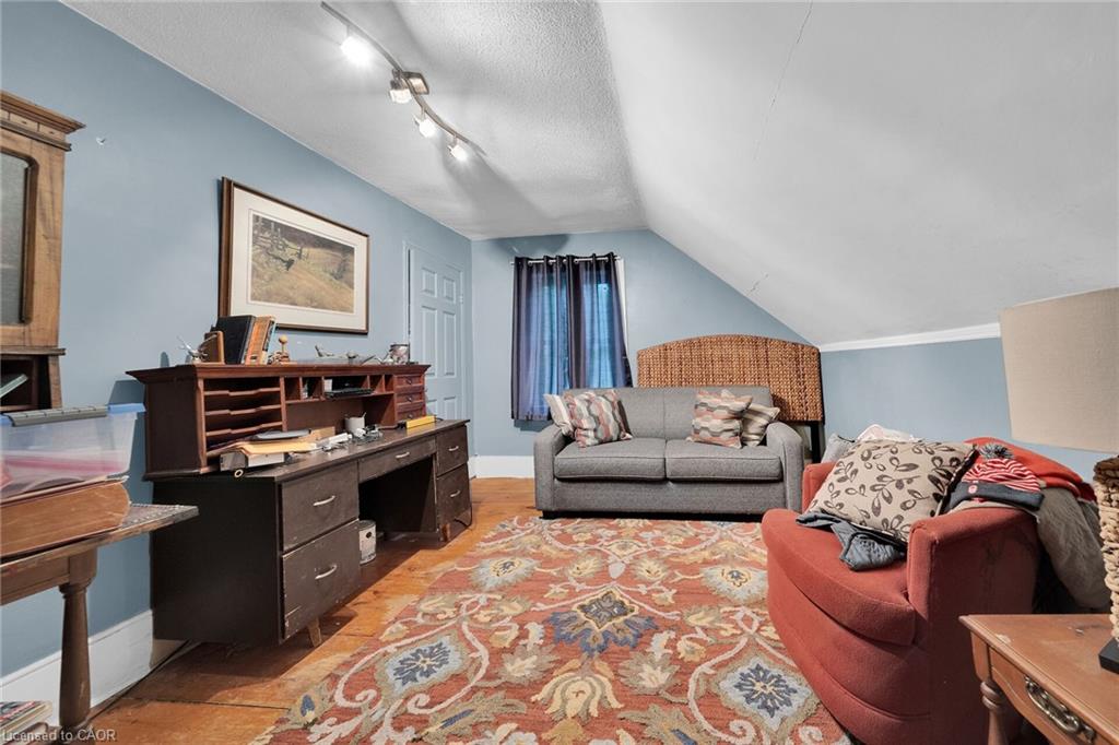 655 Townline Road W Property Photo 25