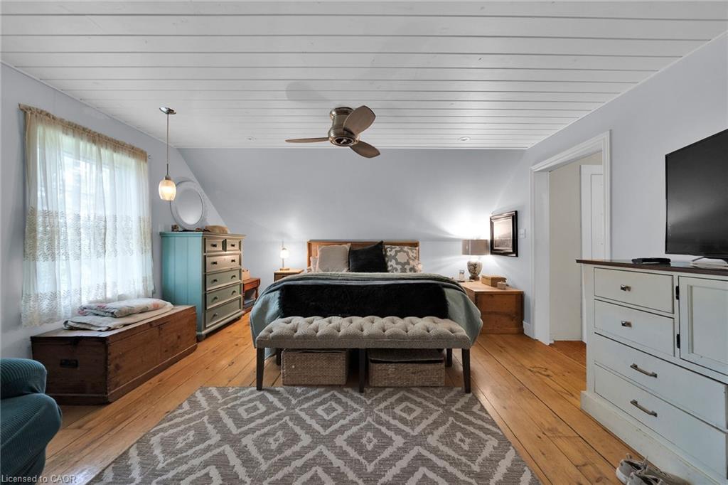 655 Townline Road W Property Photo 33