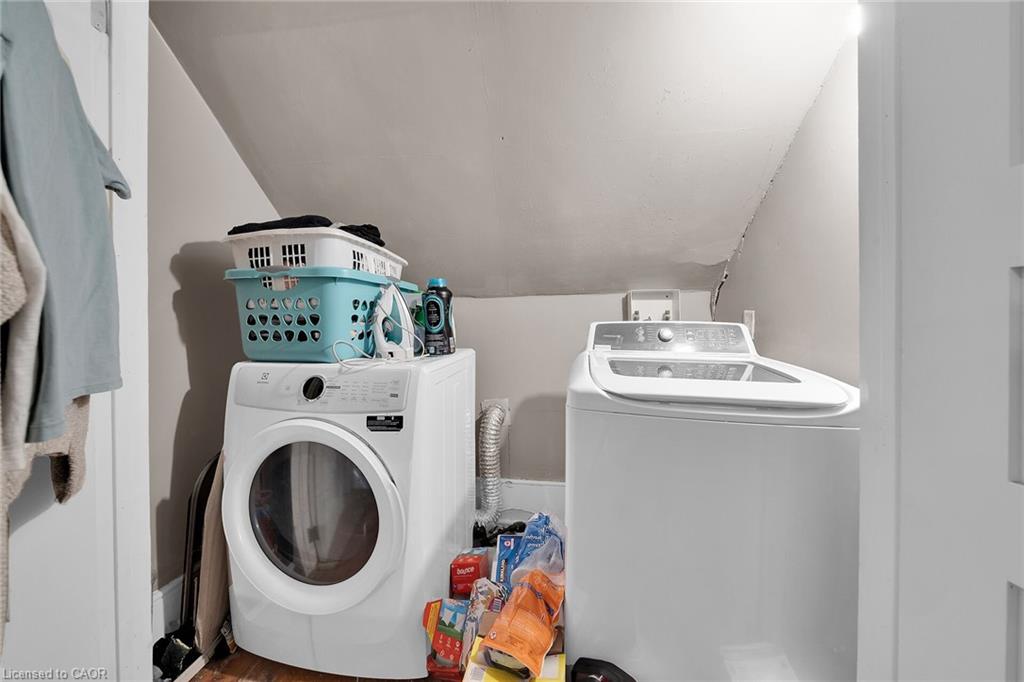 655 Townline Road W Property Photo 38