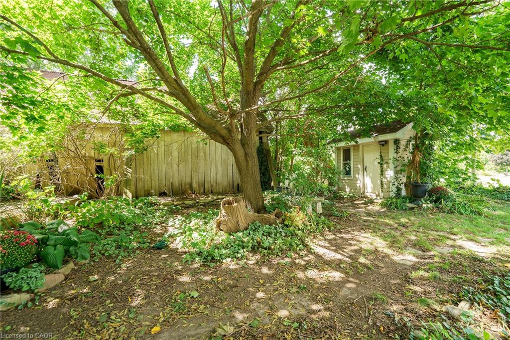 655 Townline Road W Property Photo 44