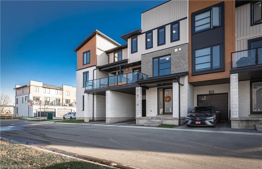 152-925 Manhattan Way Property Photo 2