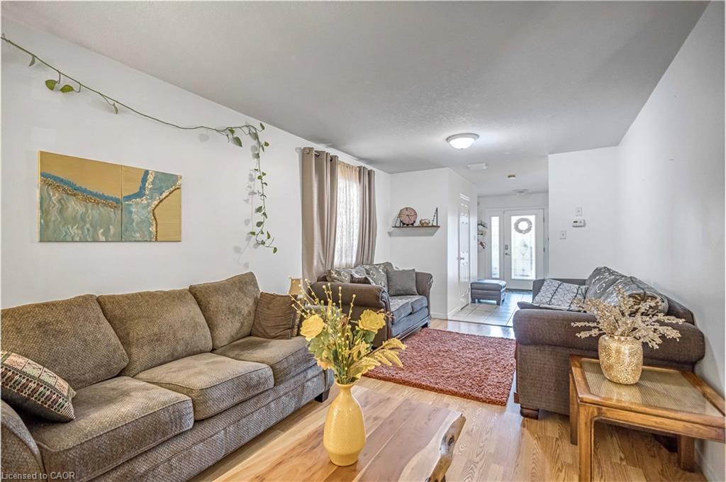 16 Jessica Street Property Photo 7