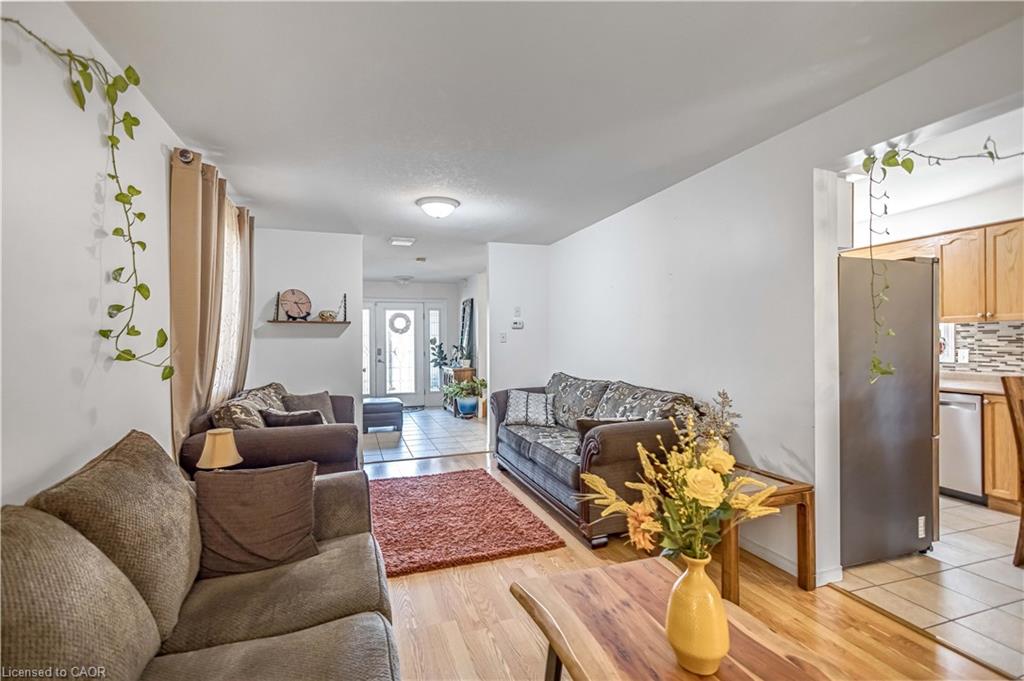 16 Jessica Street Property Photo 8