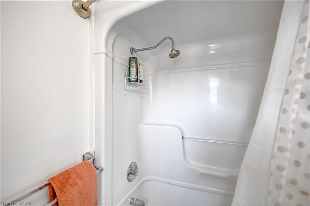 16 Jessica Street Property Photo 25