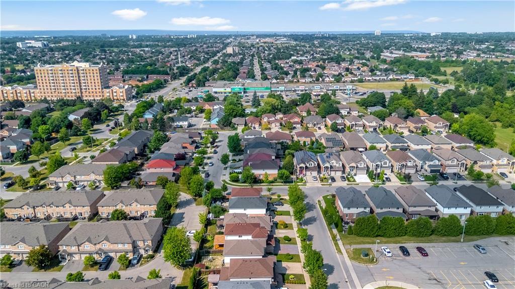 16 Jessica Street Property Photo 43