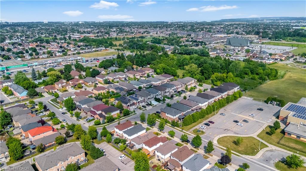 16 Jessica Street Property Photo 44