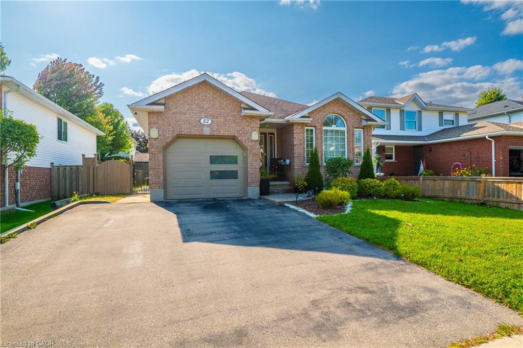 52 Dawn Crescent Property Photo 3