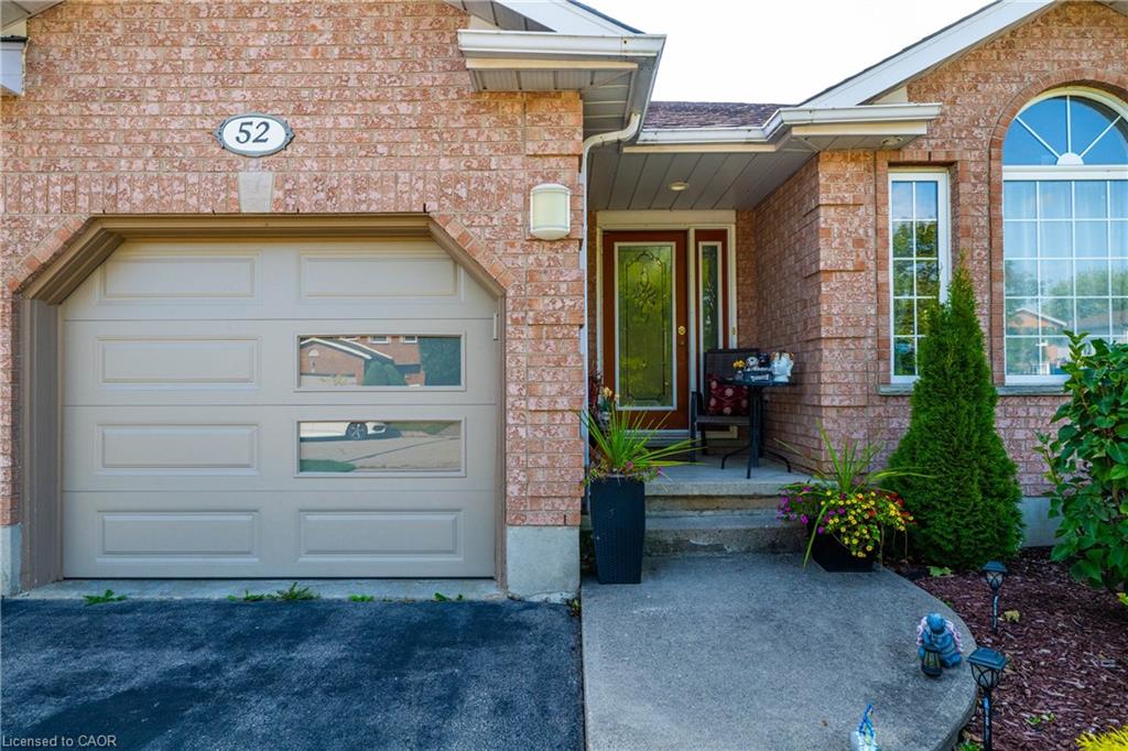 52 Dawn Crescent Property Photo 4