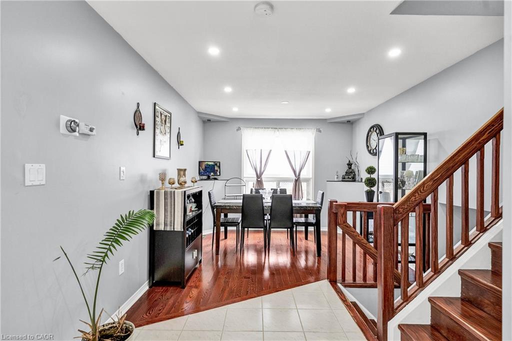 52 Dawn Crescent Property Photo 10