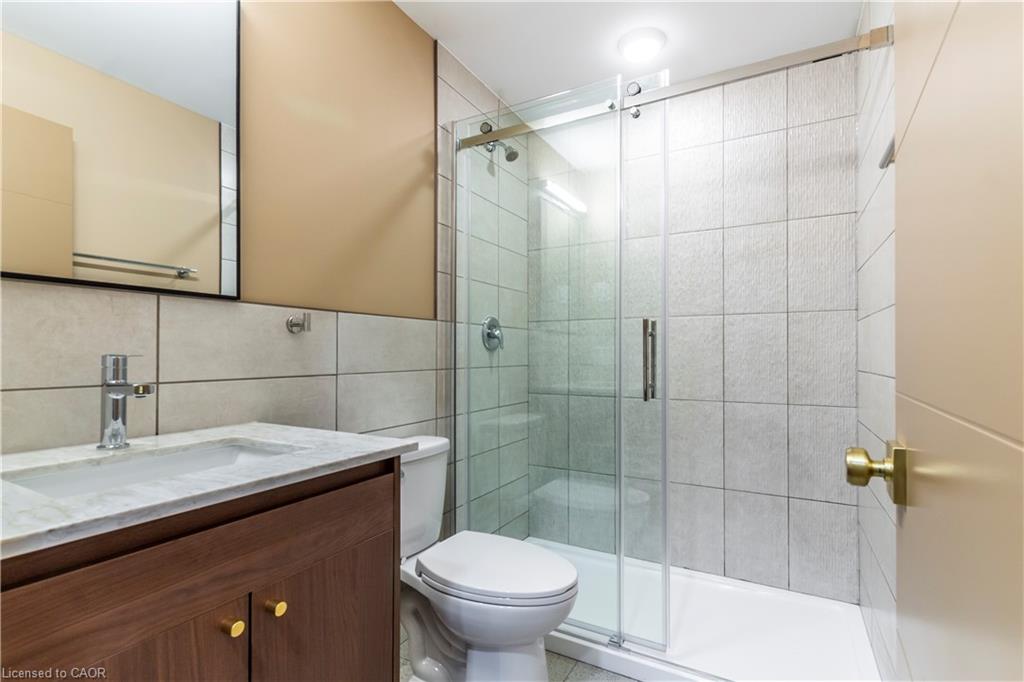 301-580 Coldstream Drive Property Photo 10