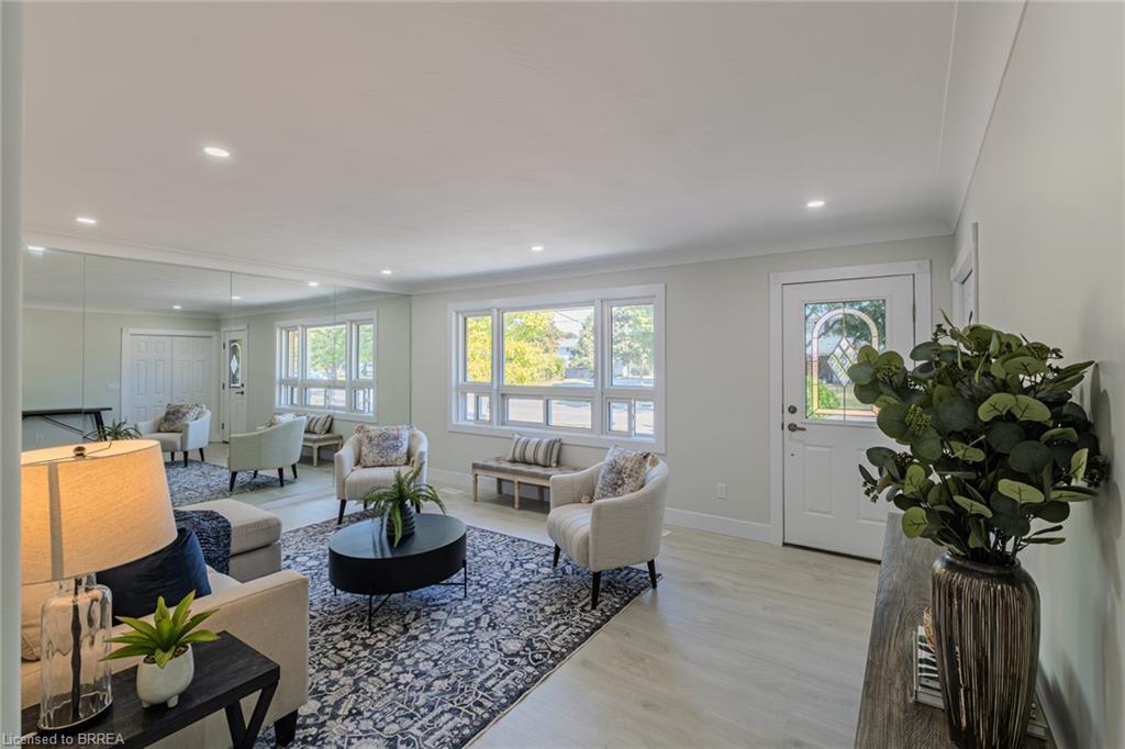 106 Wood Street Property Photo 2