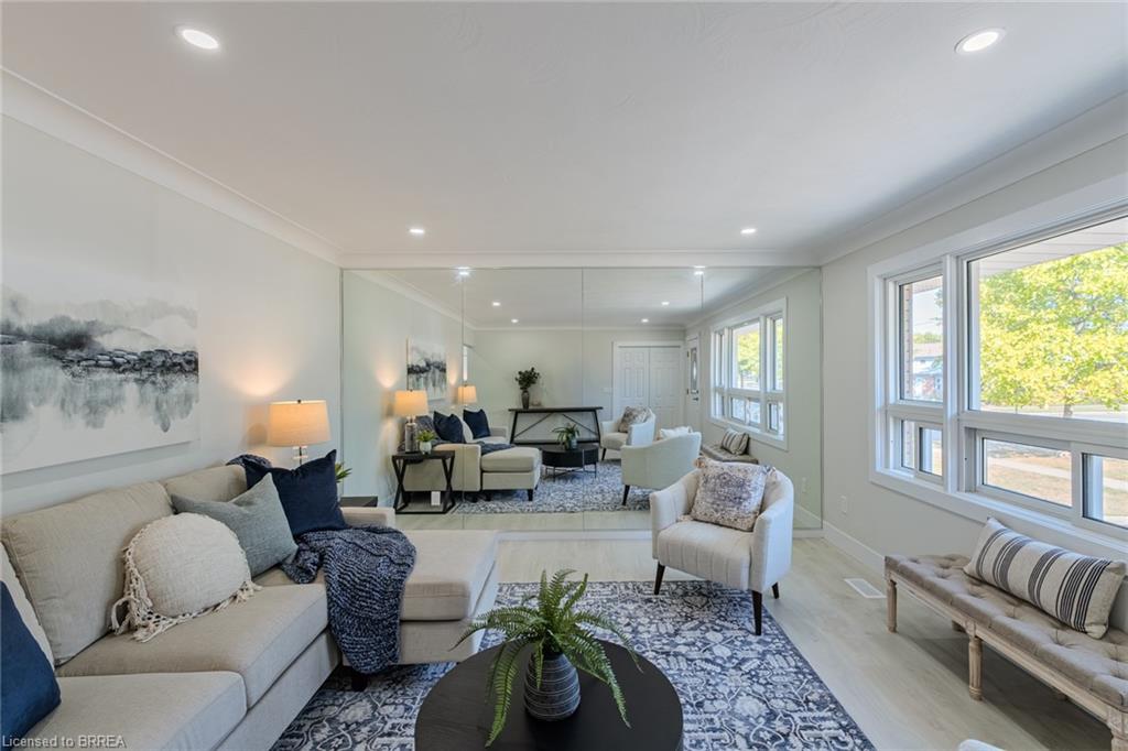 106 Wood Street Property Photo 4