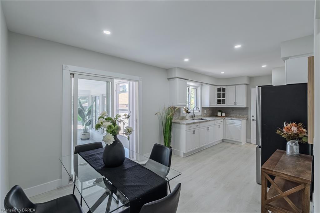 106 Wood Street Property Photo 6