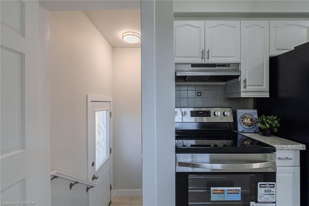 106 Wood Street Property Photo 10