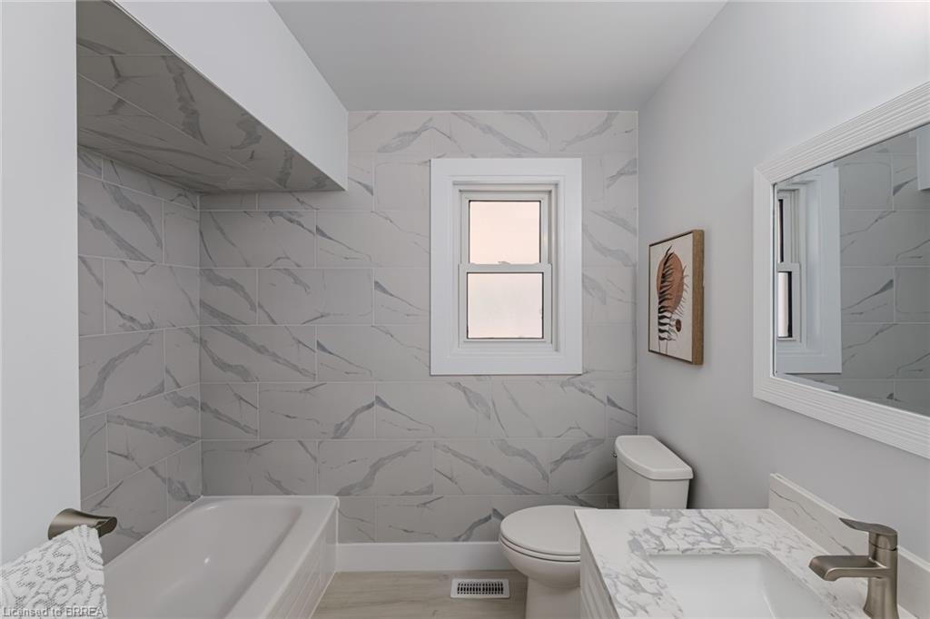 106 Wood Street Property Photo 14