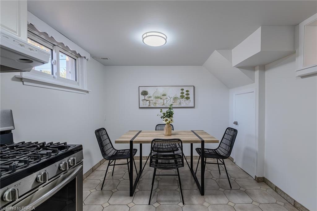 106 Wood Street Property Photo 22