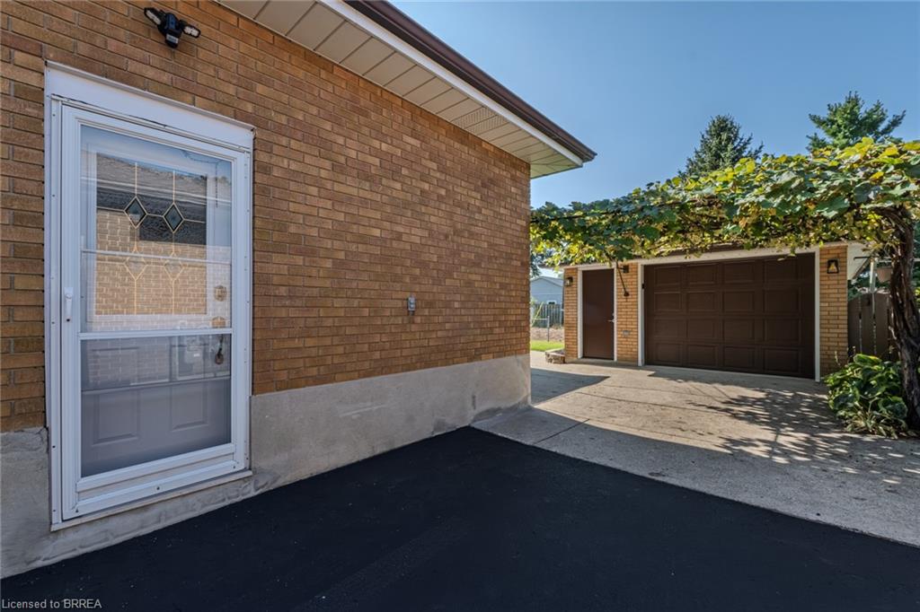 106 Wood Street Property Photo 31