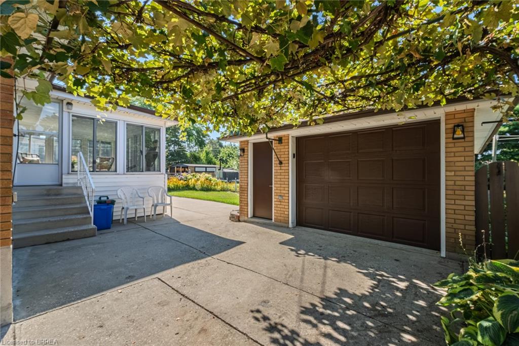 106 Wood Street Property Photo 32