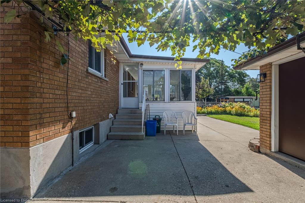 106 Wood Street Property Photo 33