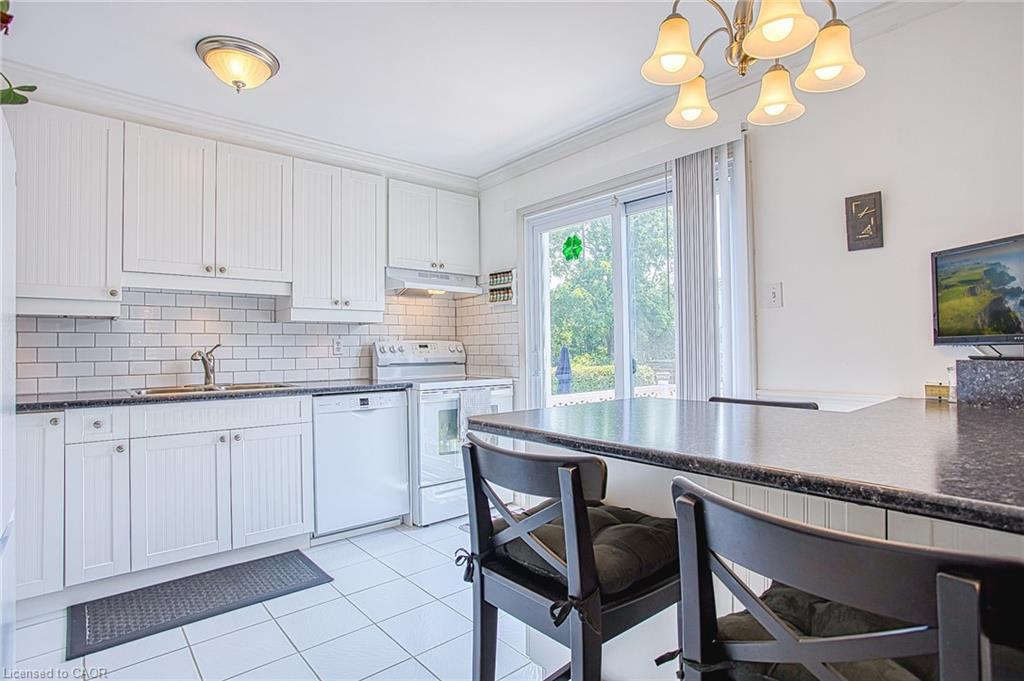 24 Samuel Road Property Photo 9