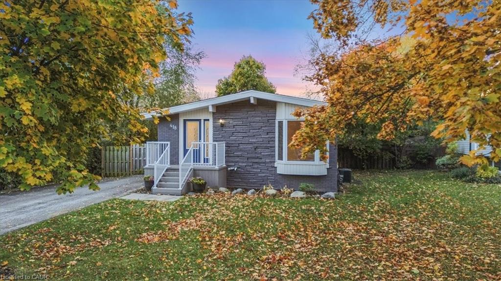 418 Norrie Crescent Property Photo 3